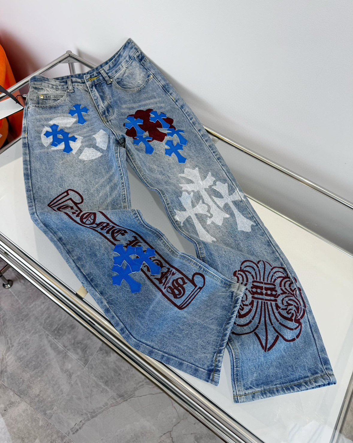 pantalones-chrome-hearts-1